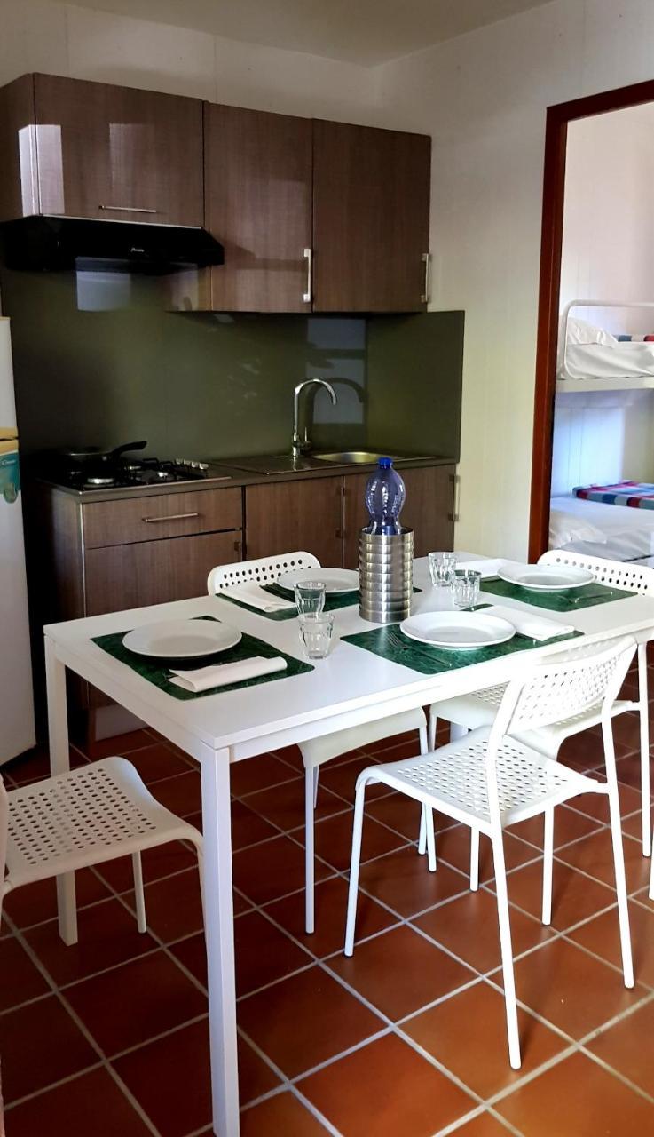 Camping Luna Hotel Marina di Massa Exterior photo